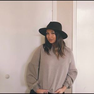 American Eagle Balloon Sleeve Sweater